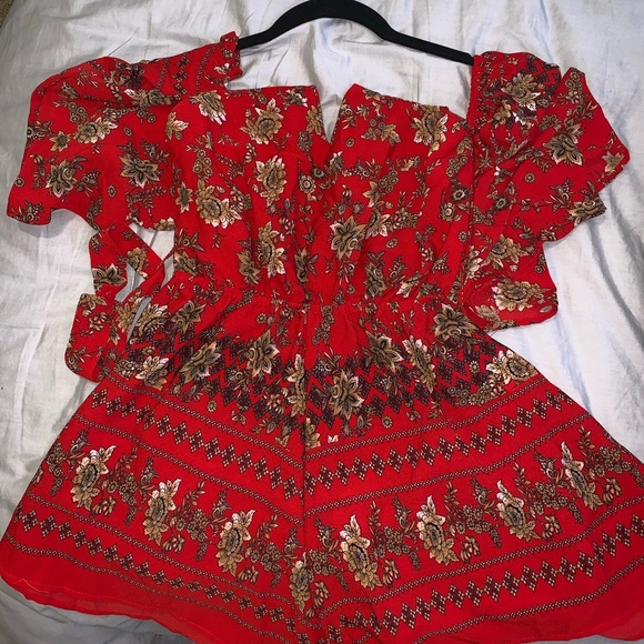 Romper - Picture 1 of 3